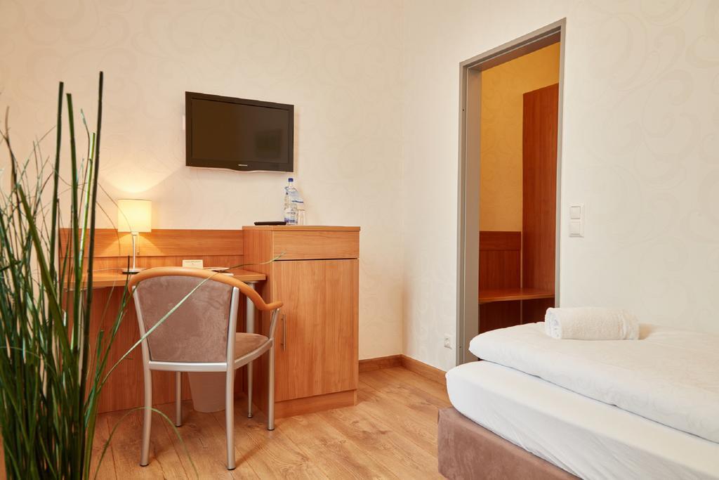 Bernstein Acamed Resort Nienburg  Exterior foto