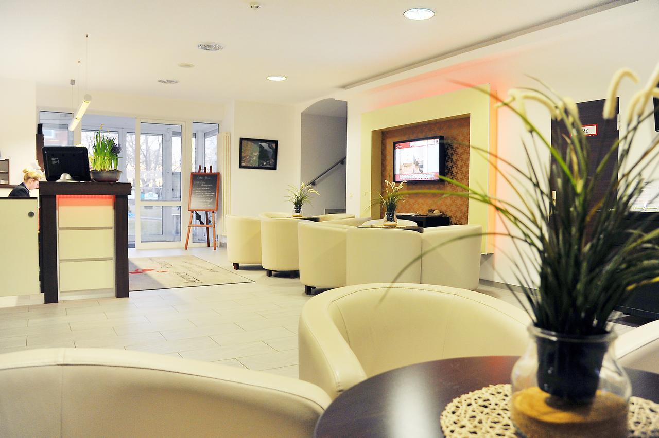 Bernstein Acamed Resort Nienburg  Exterior foto